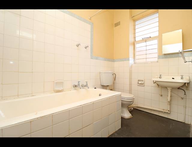 834M² BUSINESS FOR SALE IN MELVILLE